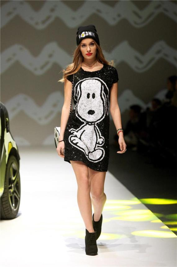 Fashion Week  0
