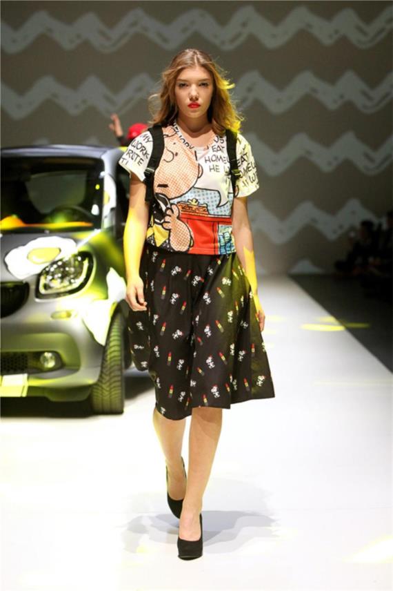 Fashion Week  0