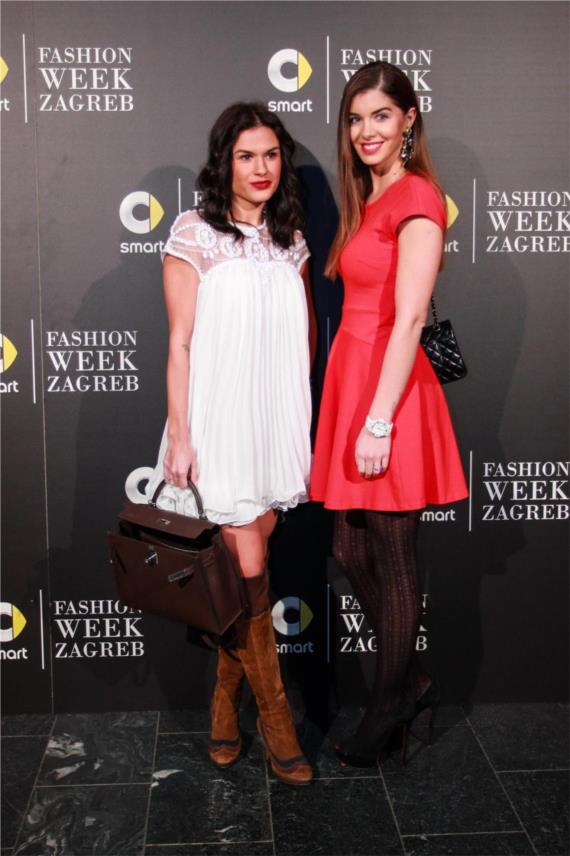Fashion Week  0