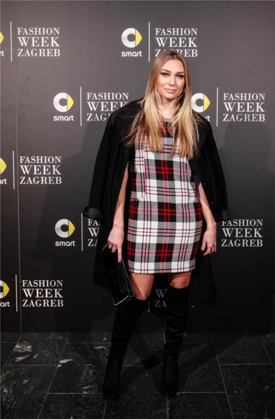 Fashion Week  0