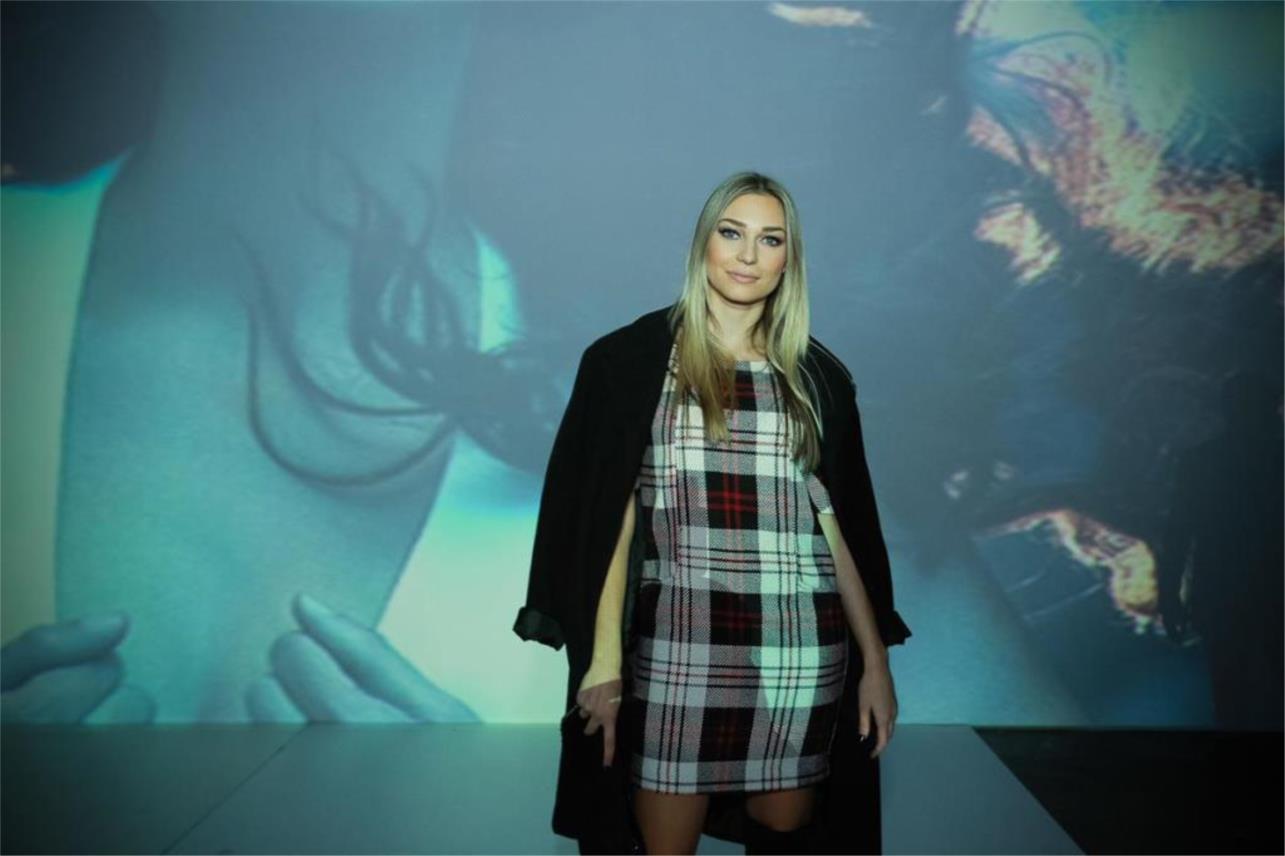 Fashion Week  0