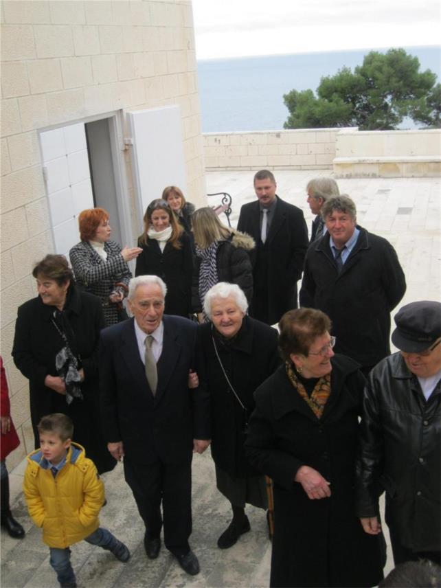 dijamantni pir obitelj Vidojević  0