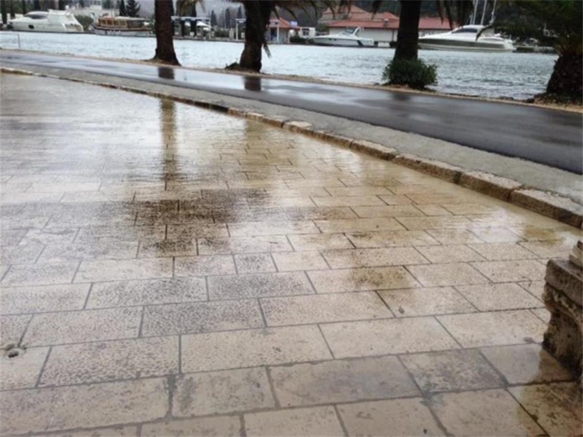 Rožat plimni val  0