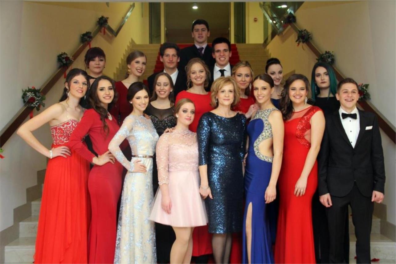 Ekonomska i trgovačka škola maturalna zabava 2015.  0