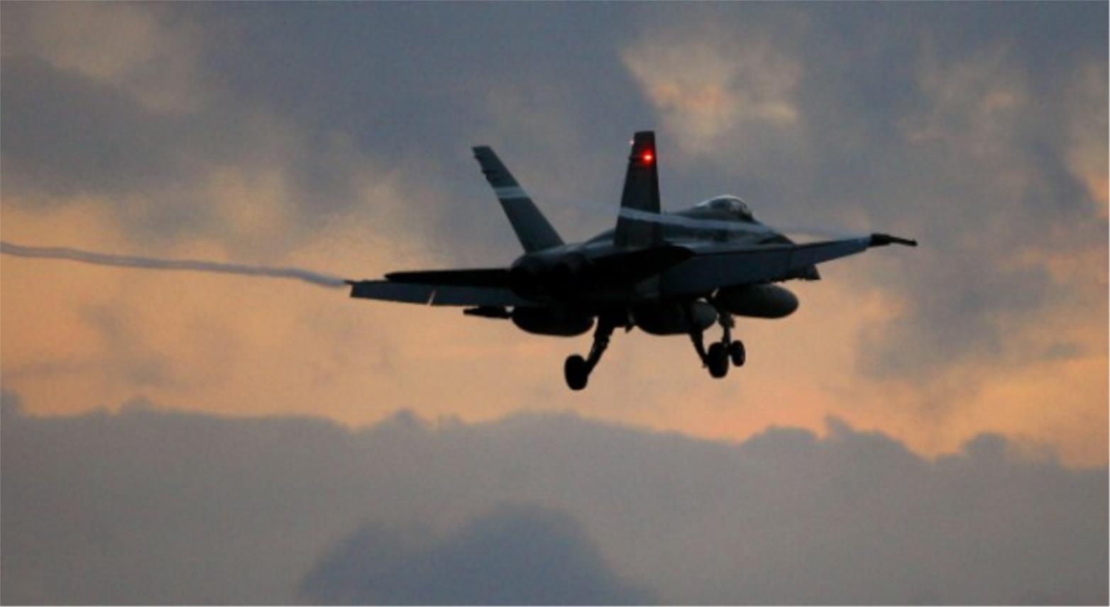 lovac-f18-libija-afp625.jpg