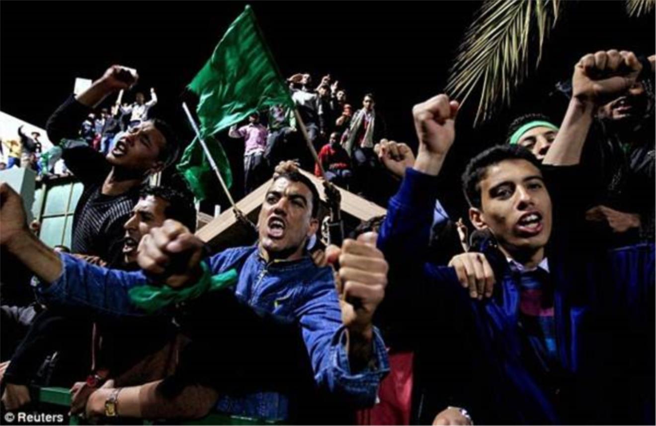 libya_gadafijevi_pristase_ljudski_stit.jpg