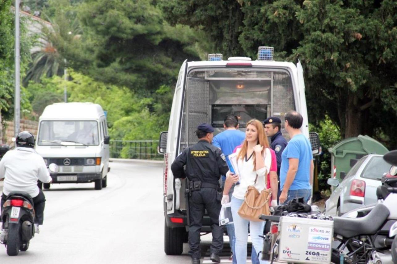 Duge cijevi uhićenja 0
