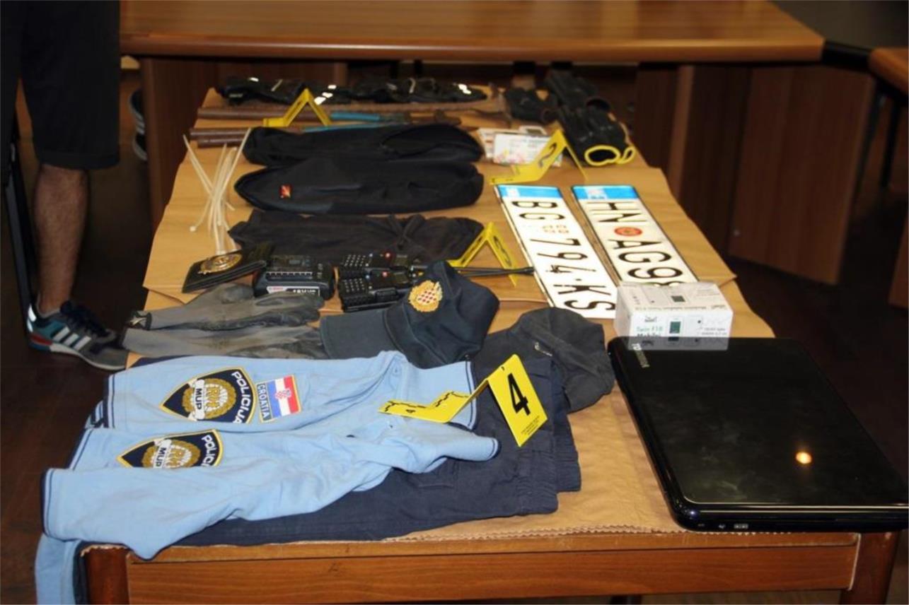 Bonita policija 0