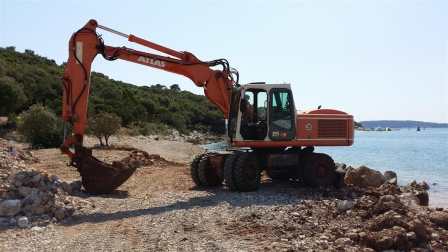 Mandrač plaža 0