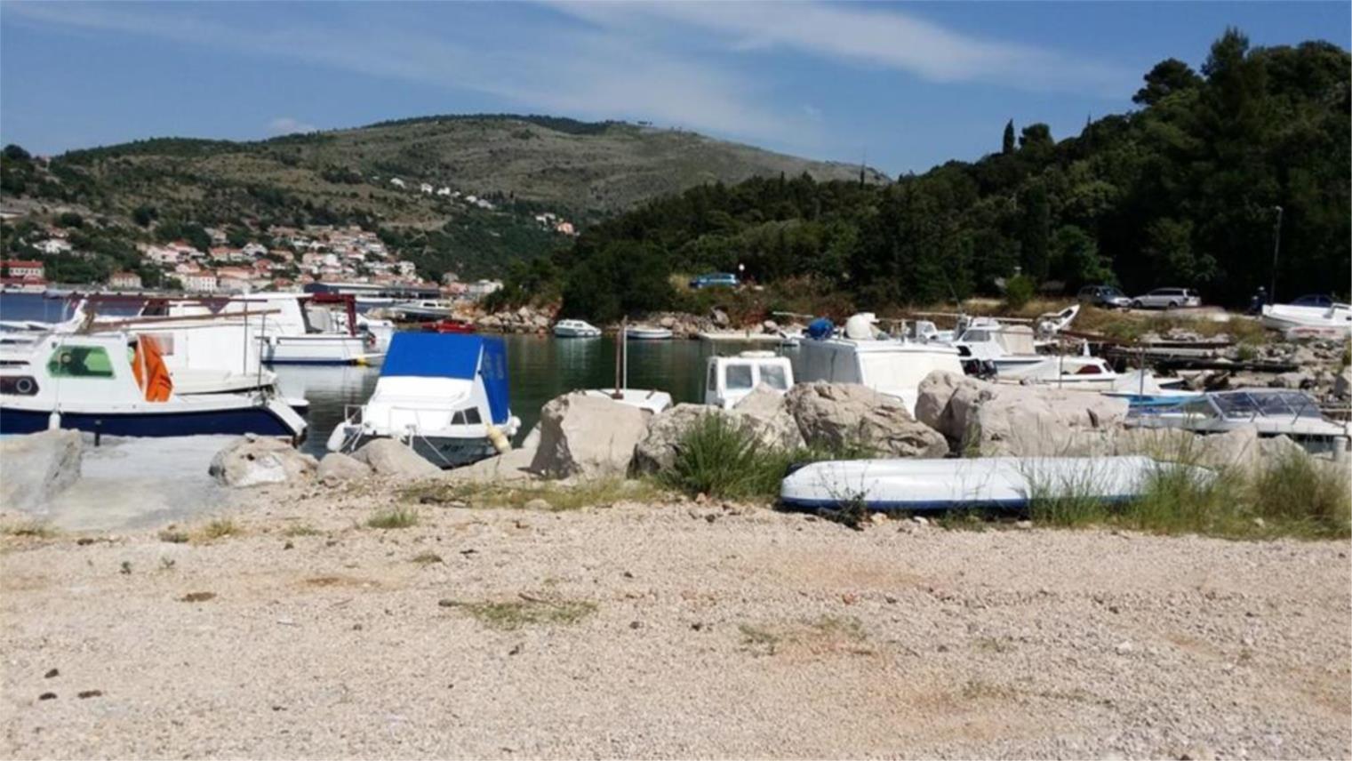 Mandrač plaža 0