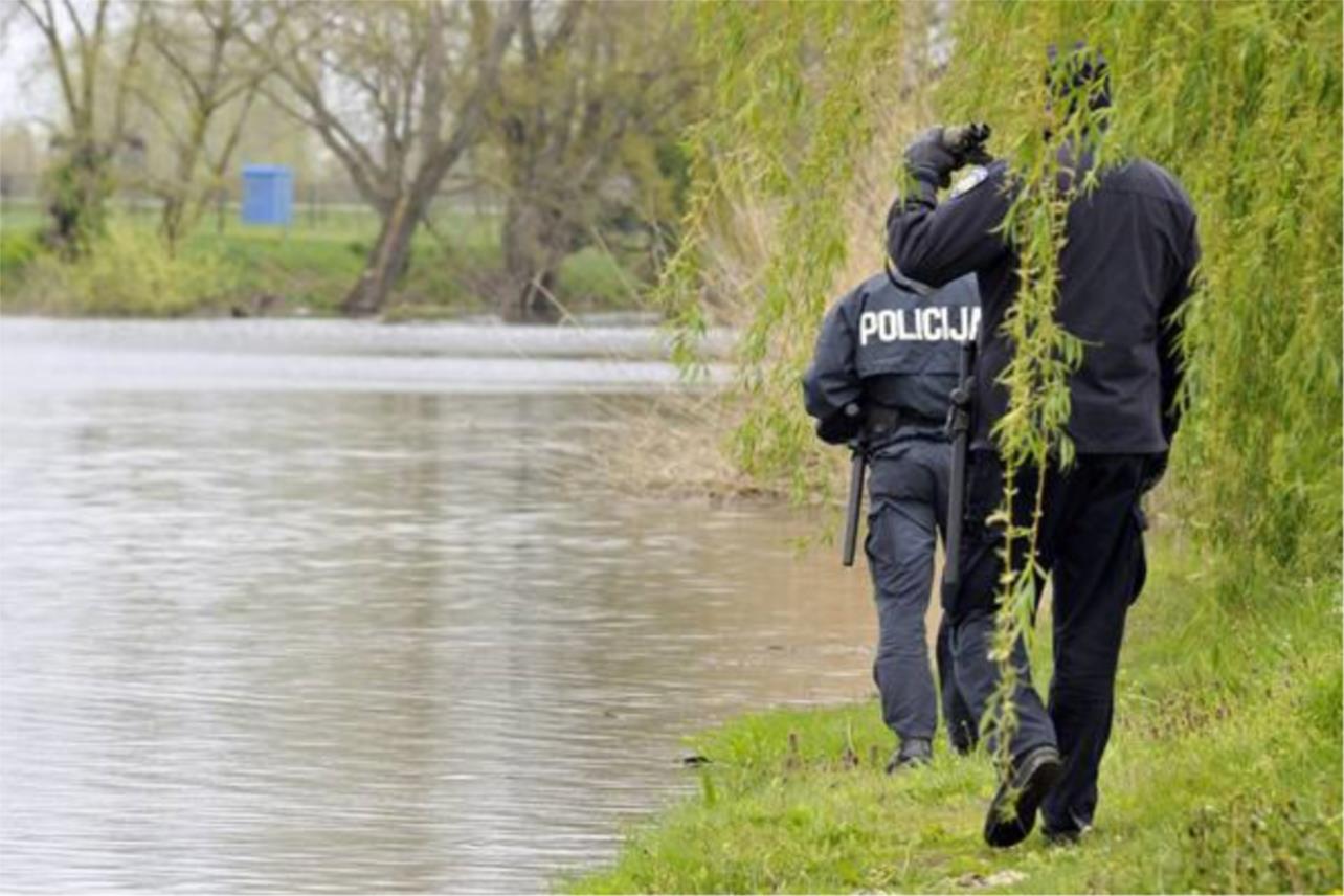 potraga_policija7-130411.jpg