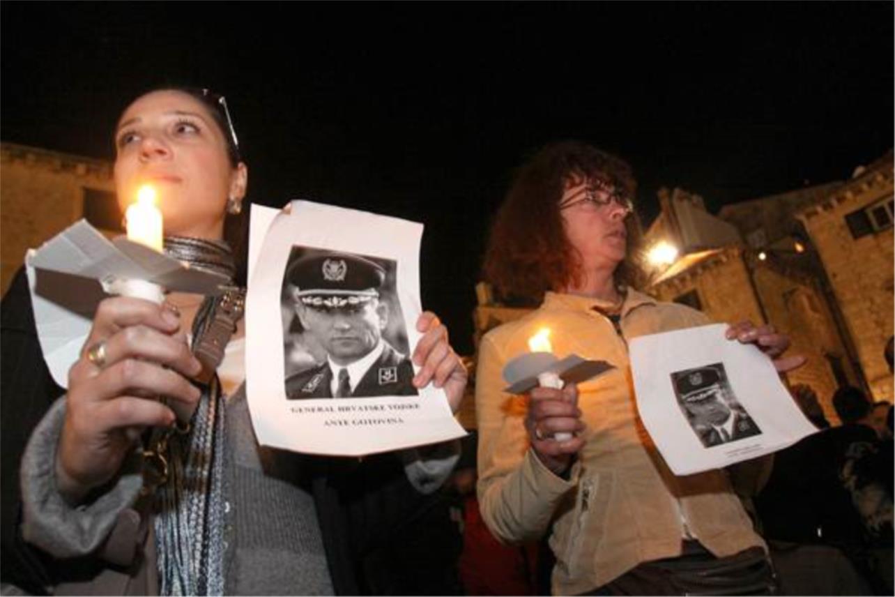 prosvjed_gotovina5-150411.jpg