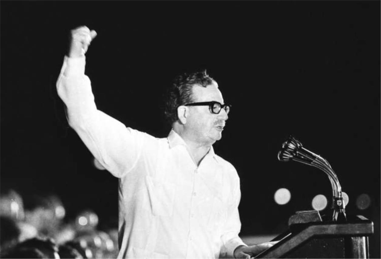 salvadorallende_251.jpg