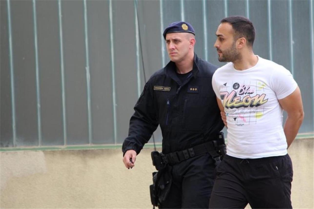 Policija hapšenje 0