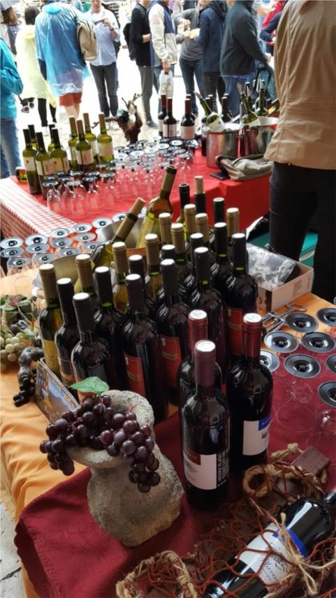 Kamenice i vino na Stradunu 0
