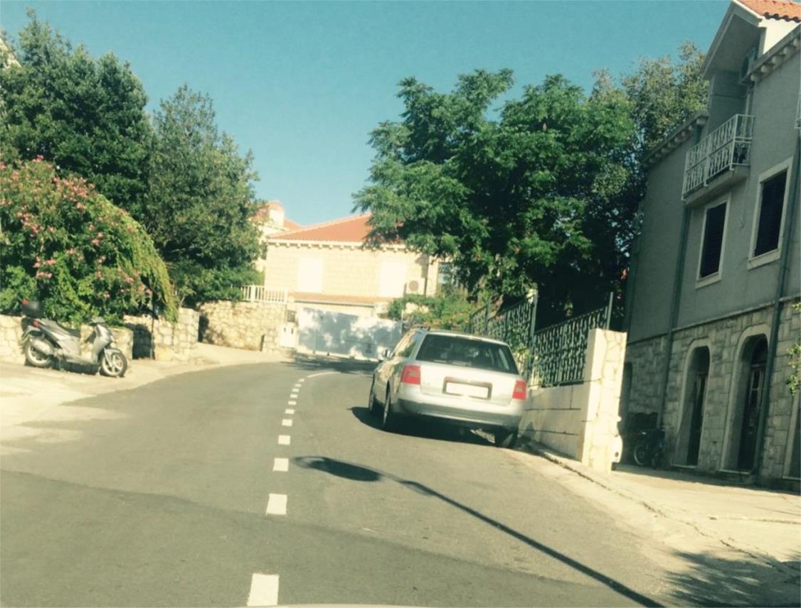 Montovjerna parking