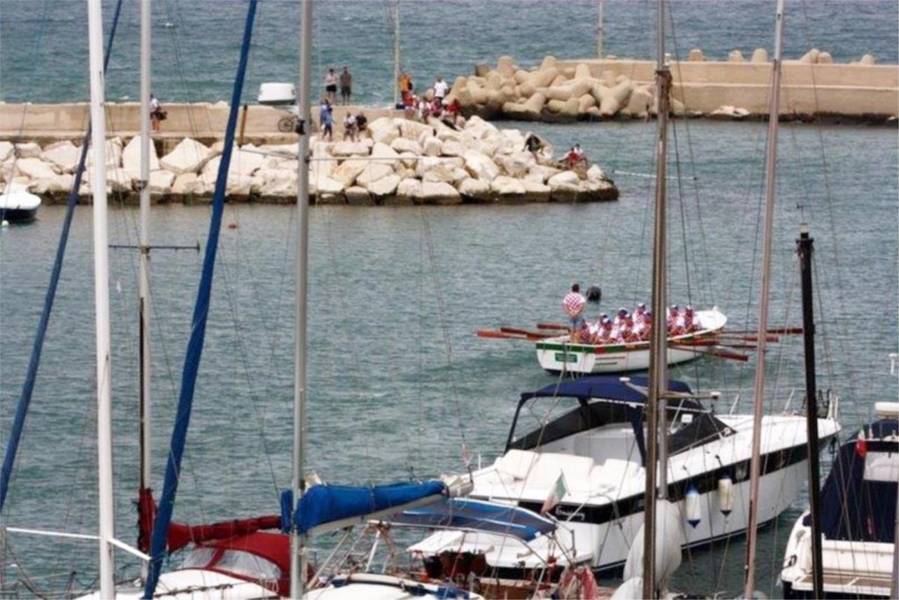 VK Neptun - Veslačka regata 0