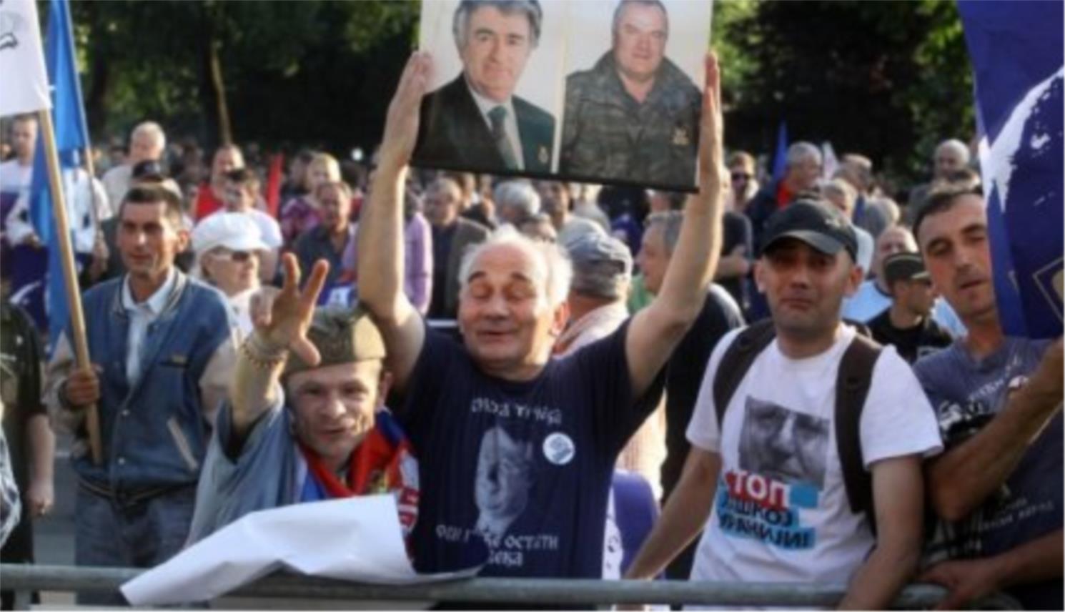 Neredi prosvjednika na skupu potpore Ratku Mladiću u Beogradu