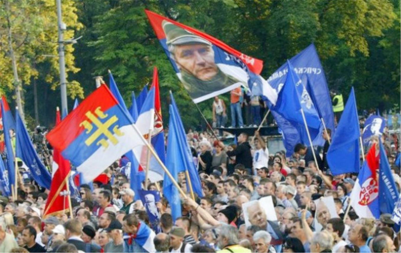 Neredi prosvjednika na skupu potpore Ratku Mladiću u Beogradu