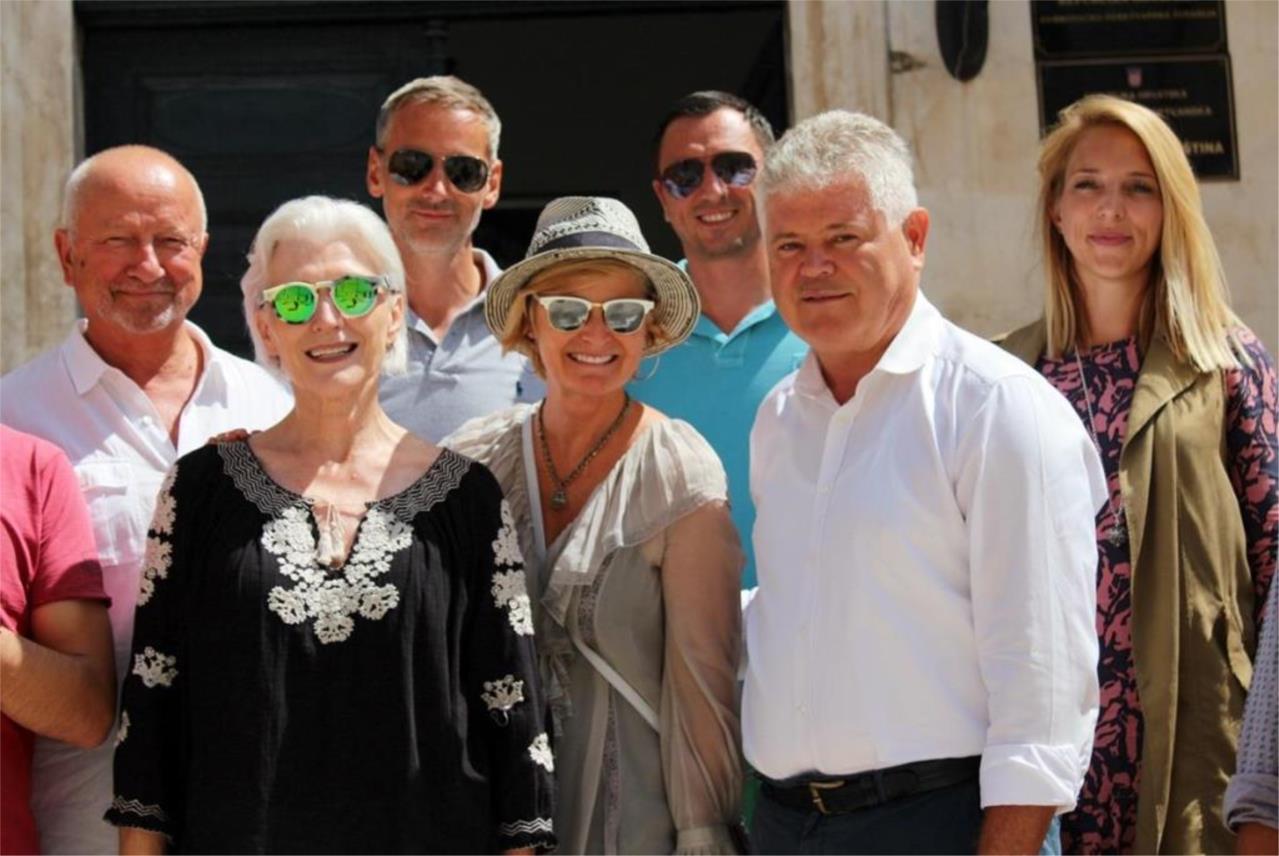 Maye Musk 0