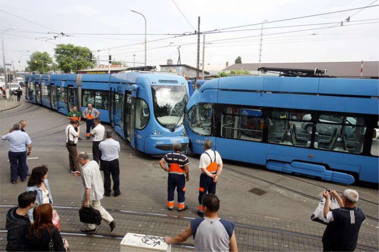 Frontalni sudar tramvaja u Zagrebu