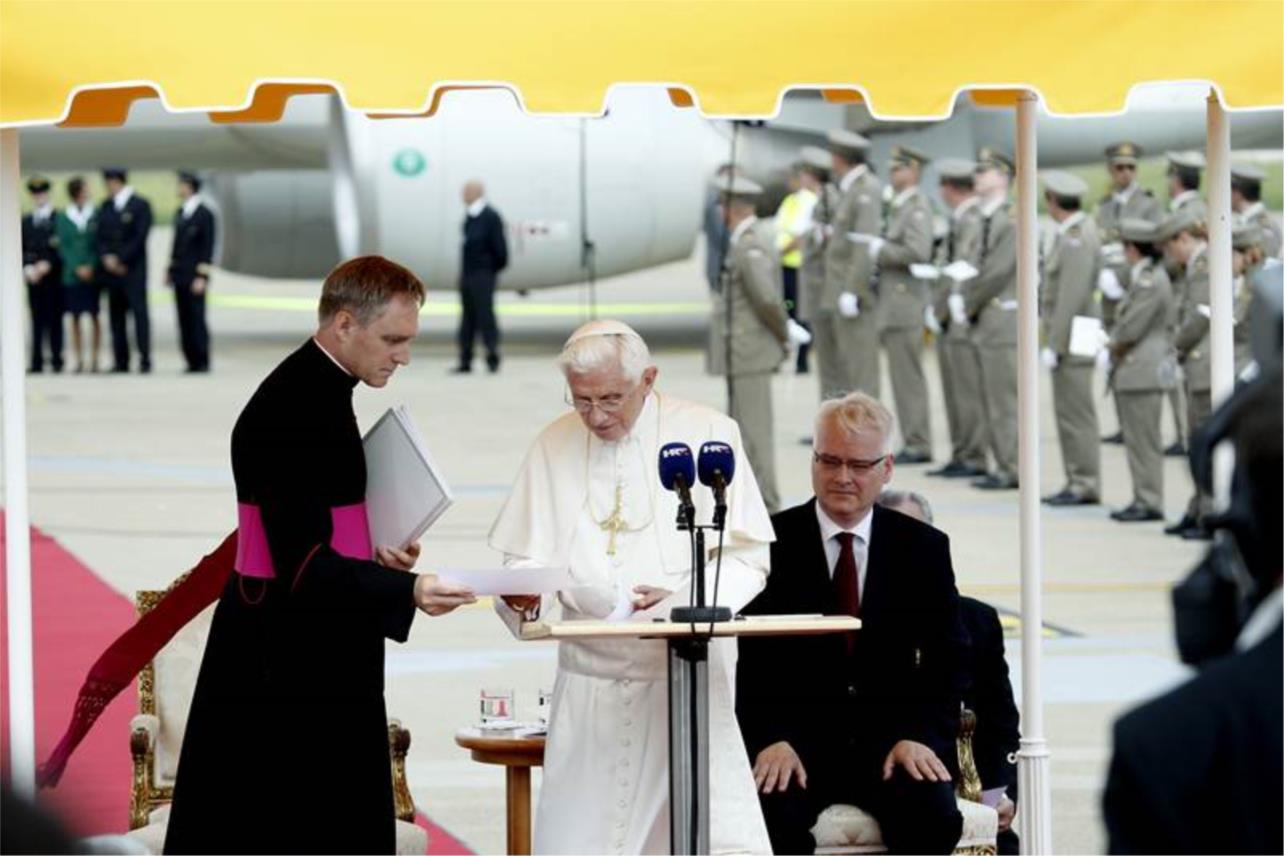 Papa Benedikt XVI - Pleso