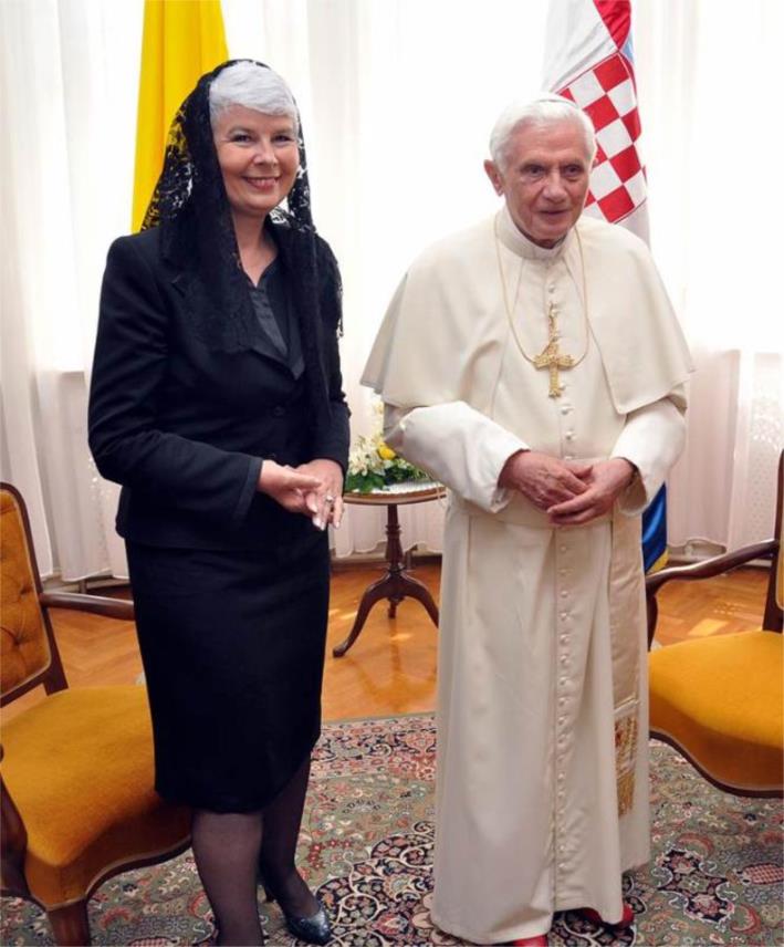 Papa Benedikt XVI primio je premijerku Jadranku Kosor