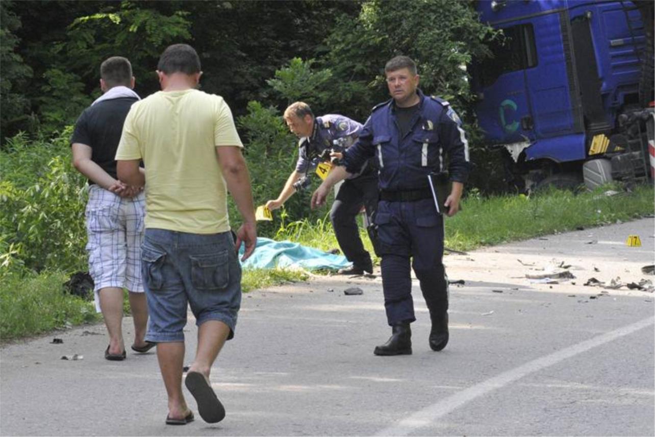 Prometna nesreća kod Lovasa