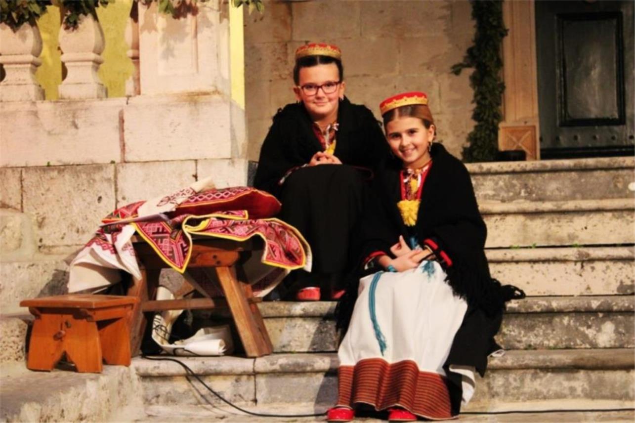 Mirisi Božića 0