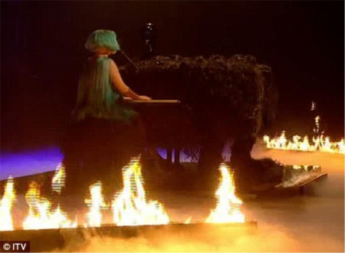 Lady Gaga u TV showu Paula O'Gradyja