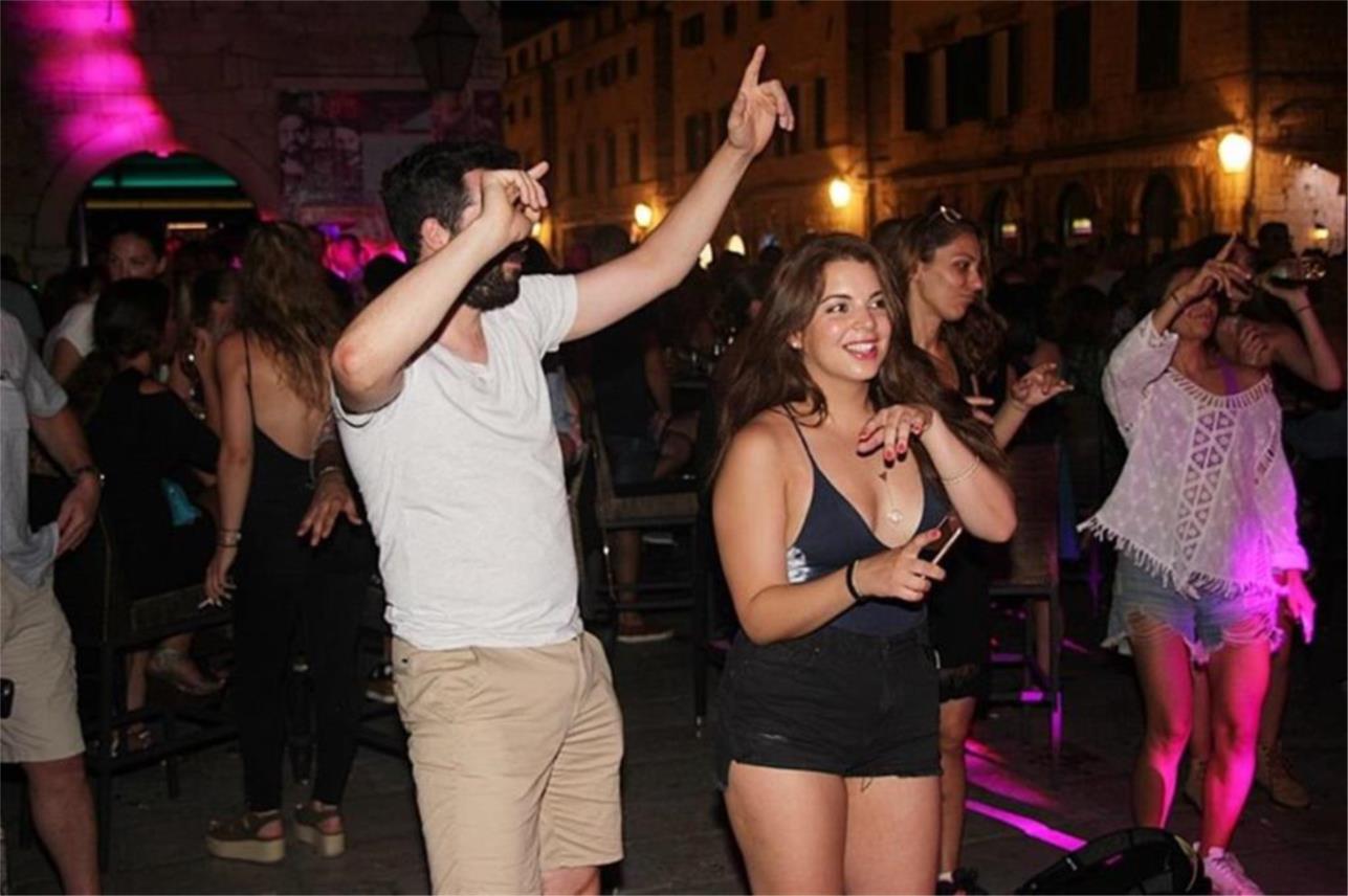Party Stradun 0