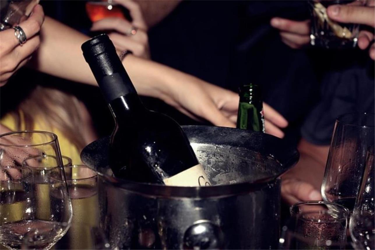 Party Stradun 0
