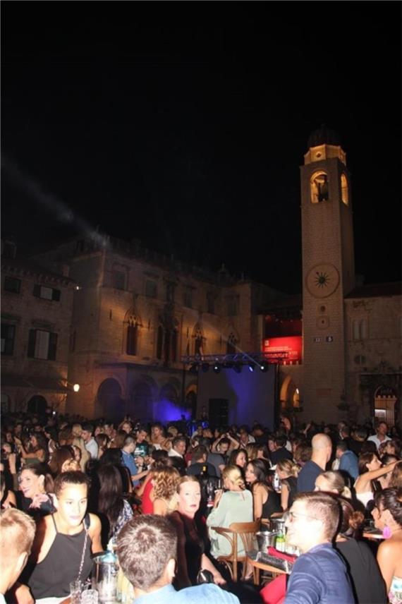 Party Stradun 0