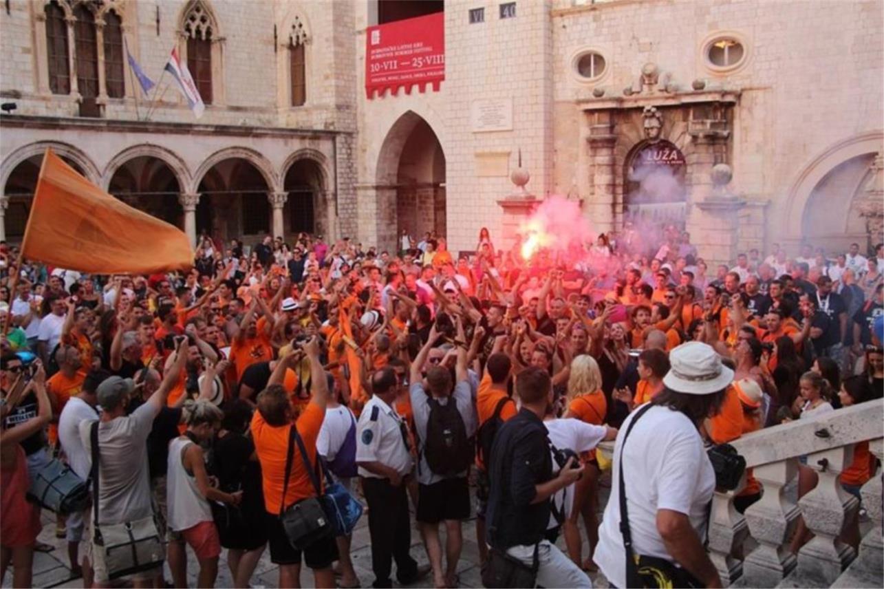 Divlja liga 0