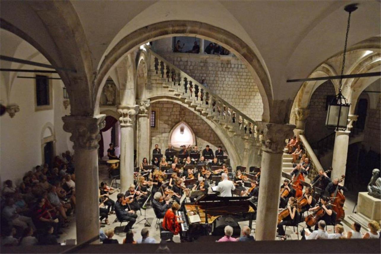 Dubravka Tomšič i DSO 0