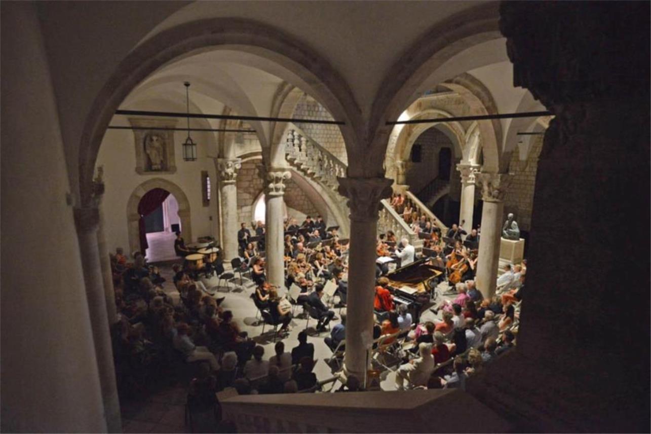 Dubravka Tomšič i DSO 0
