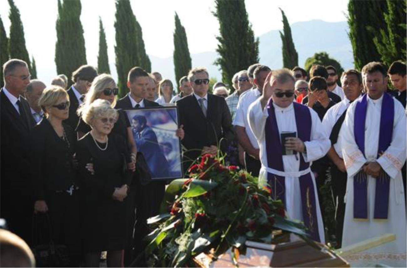Sprovod Tomislavu Iviću