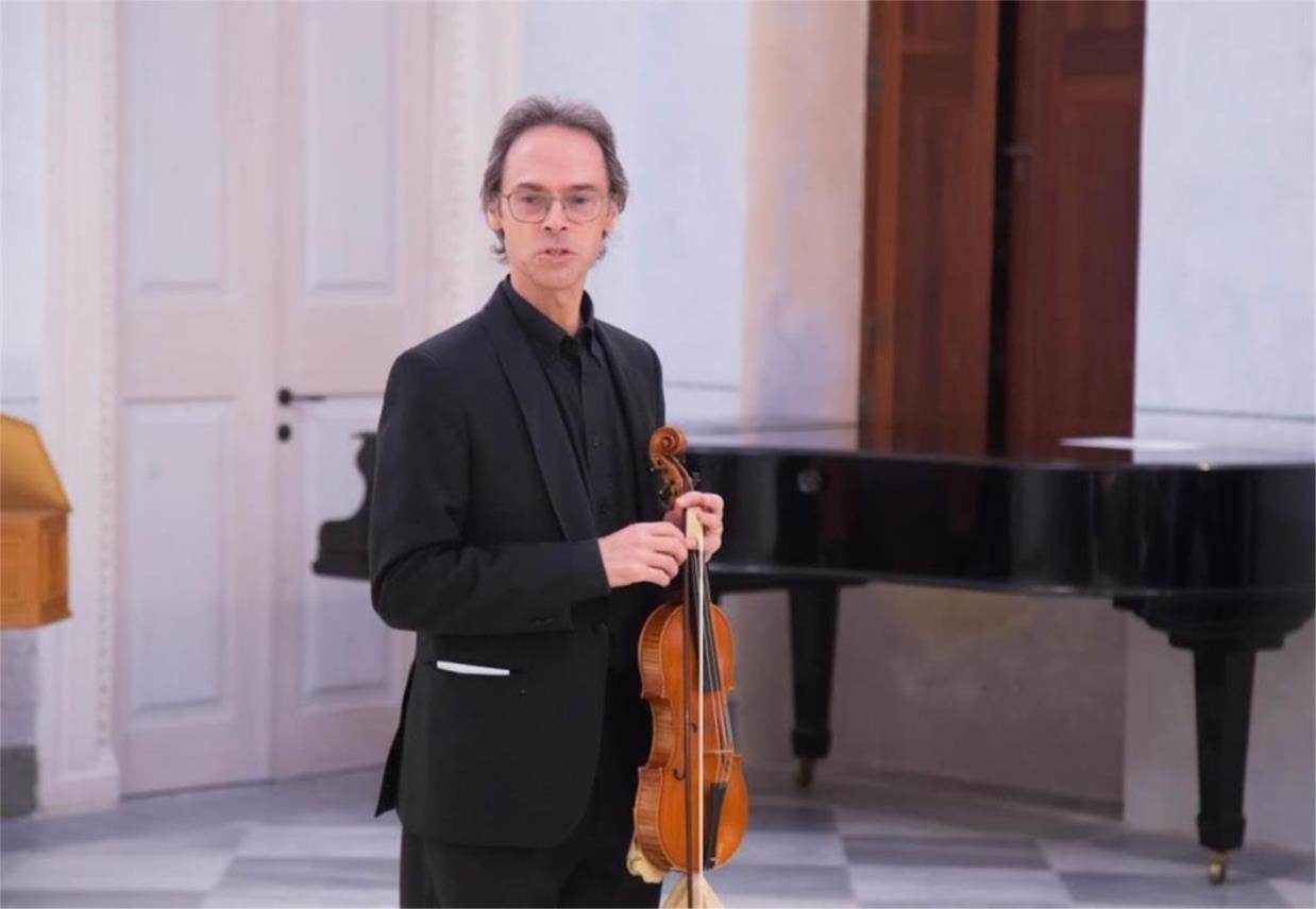 'The London Handel Players'  0