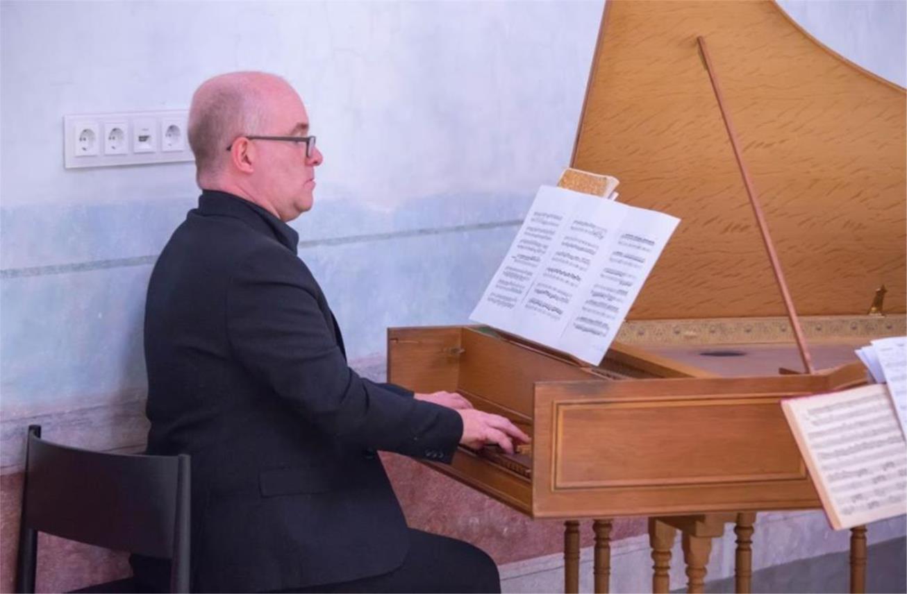 'The London Handel Players'  0