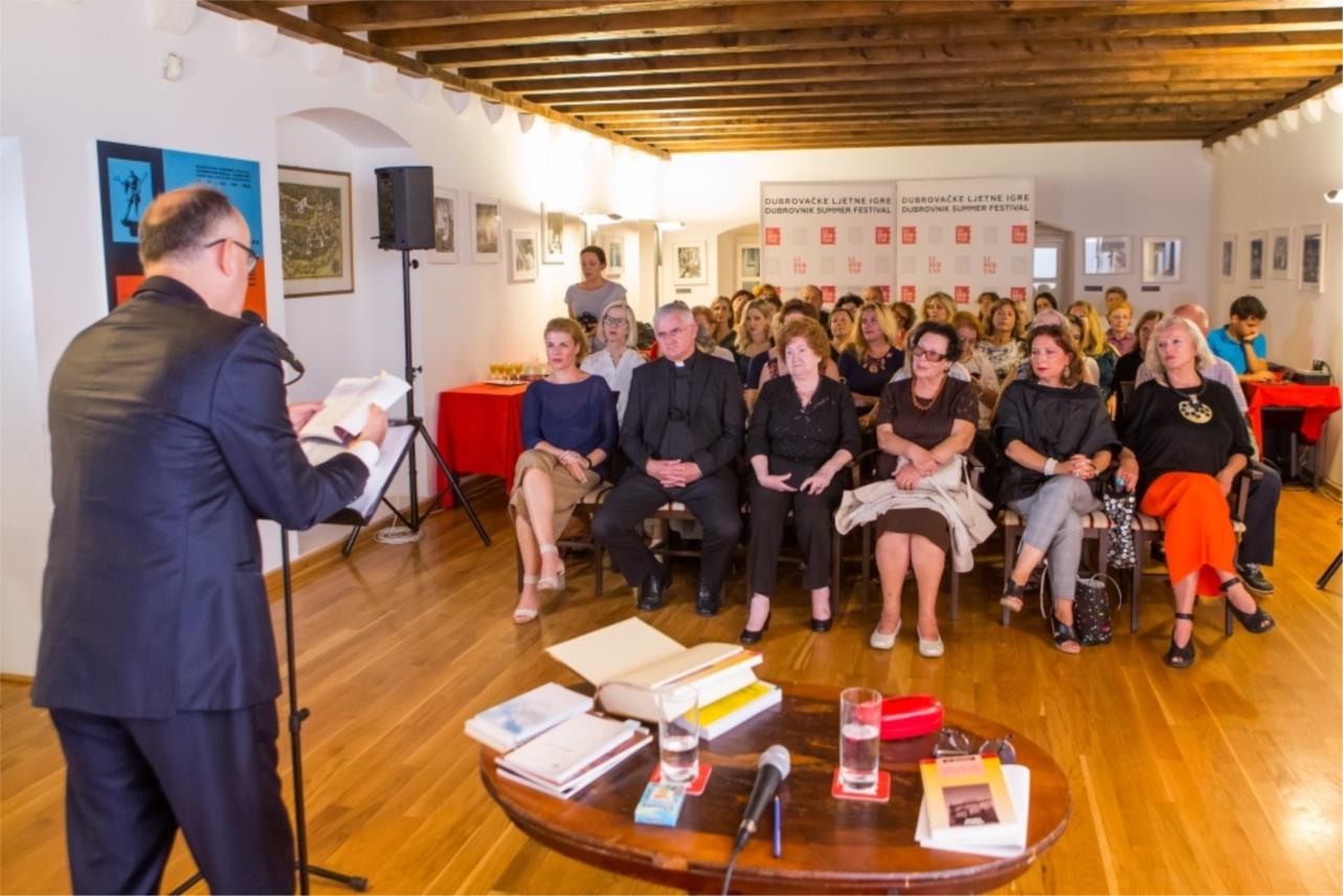 Poetski recital Draga Štambuka