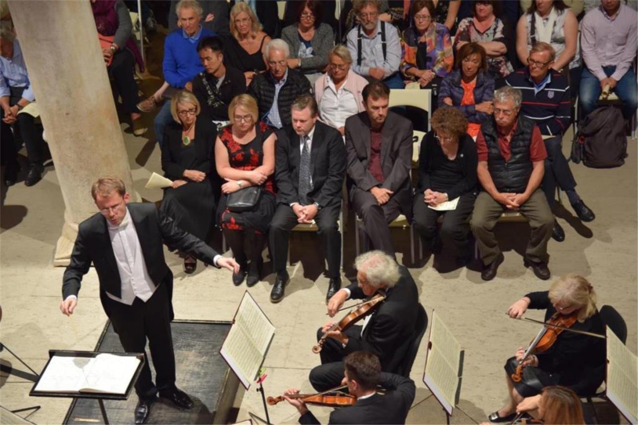 Koncert Knežev dvor 0
