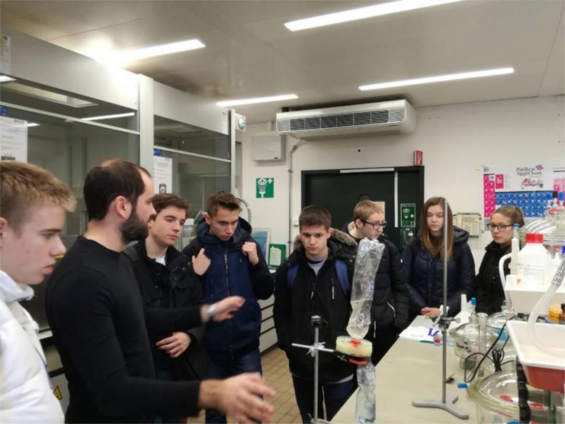 Nadareni dubrovački učenici u posjetu CERN-u 0