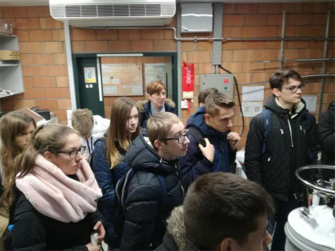 Nadareni dubrovački učenici u posjetu CERN-u 0