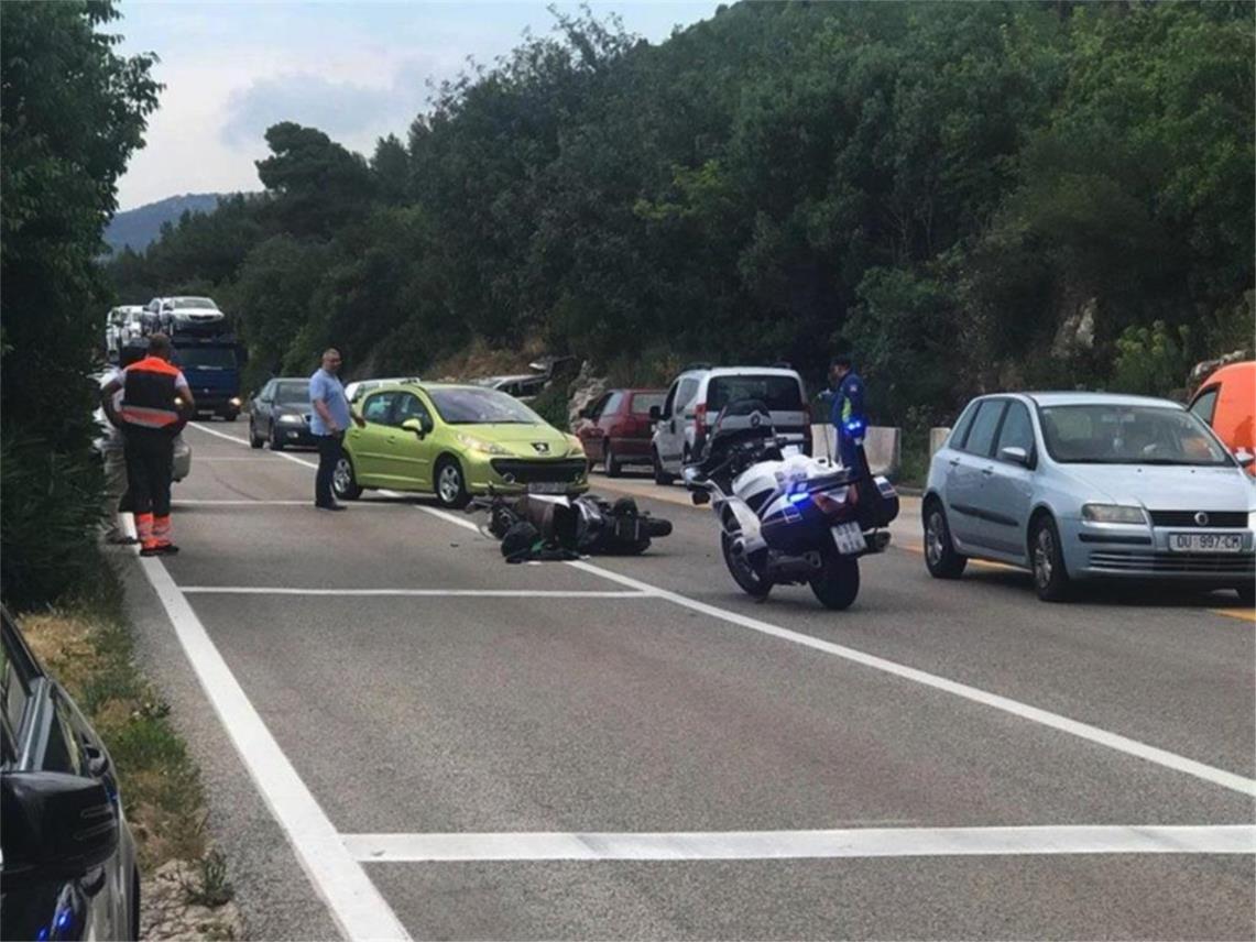 Prometna kod hotela Adria 0