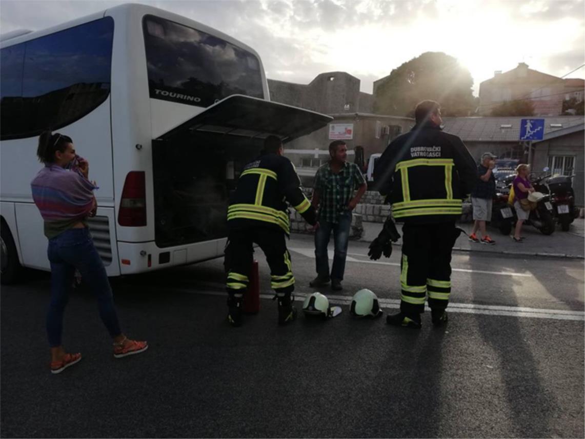 AUTOBUS