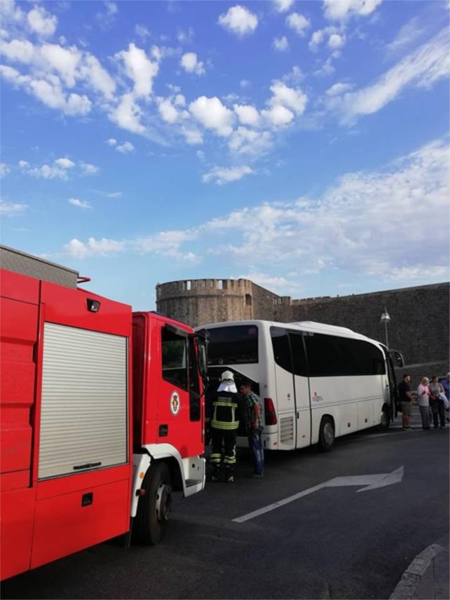 AUTOBUS