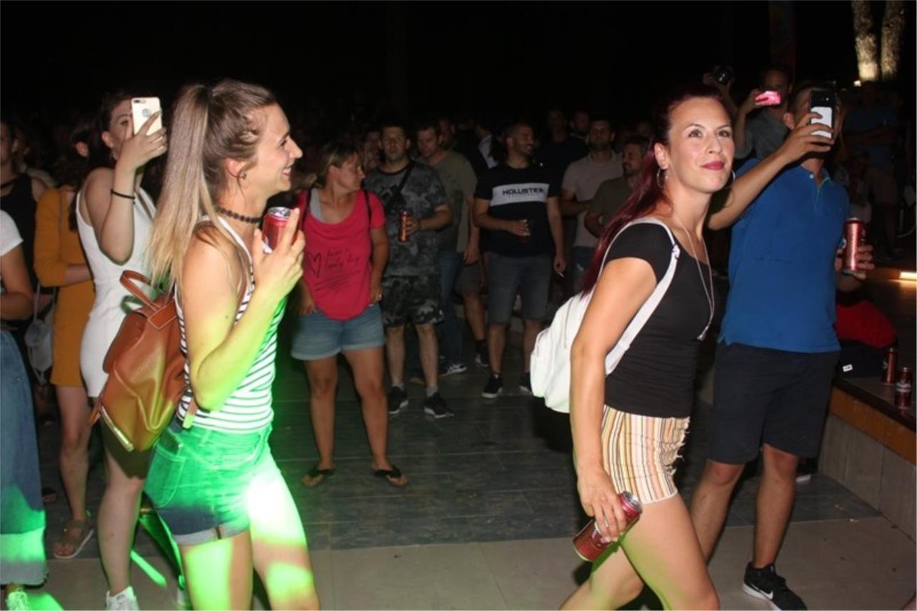 KONCERT
