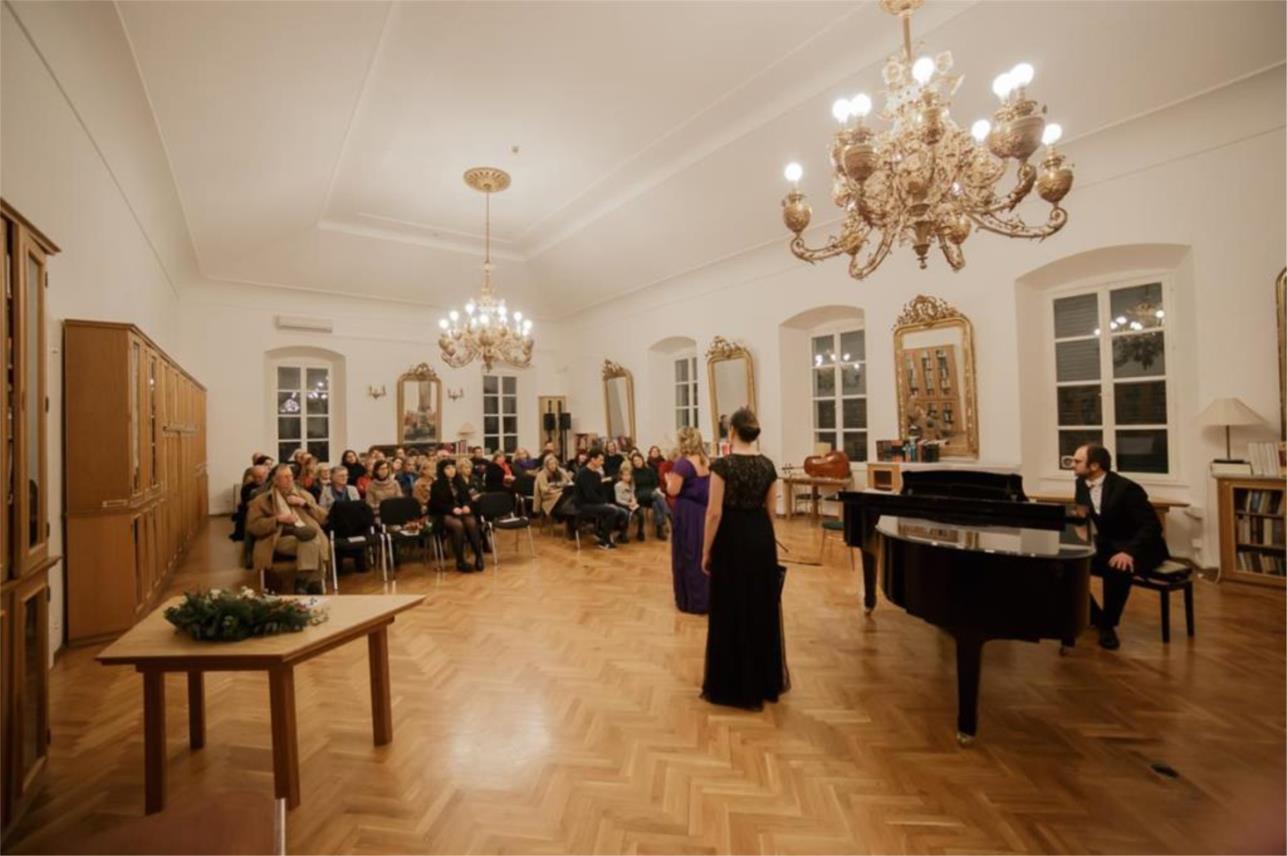 Rapsodija istoka koncert 0