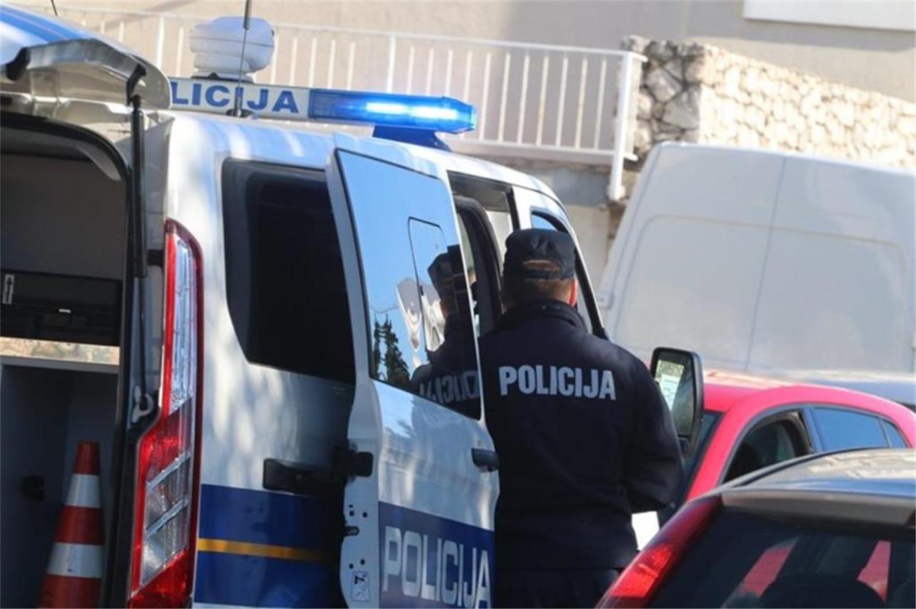 Prometna kod hotela Lero 0