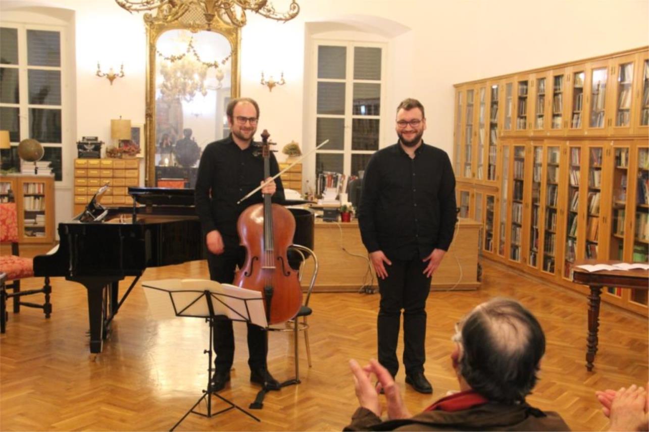 RECITAL